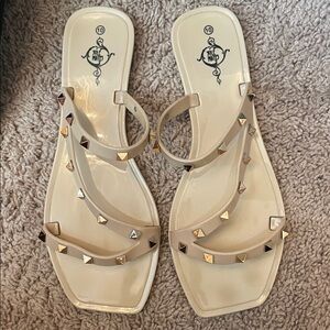 Sole Mates Cream With Gold Studs